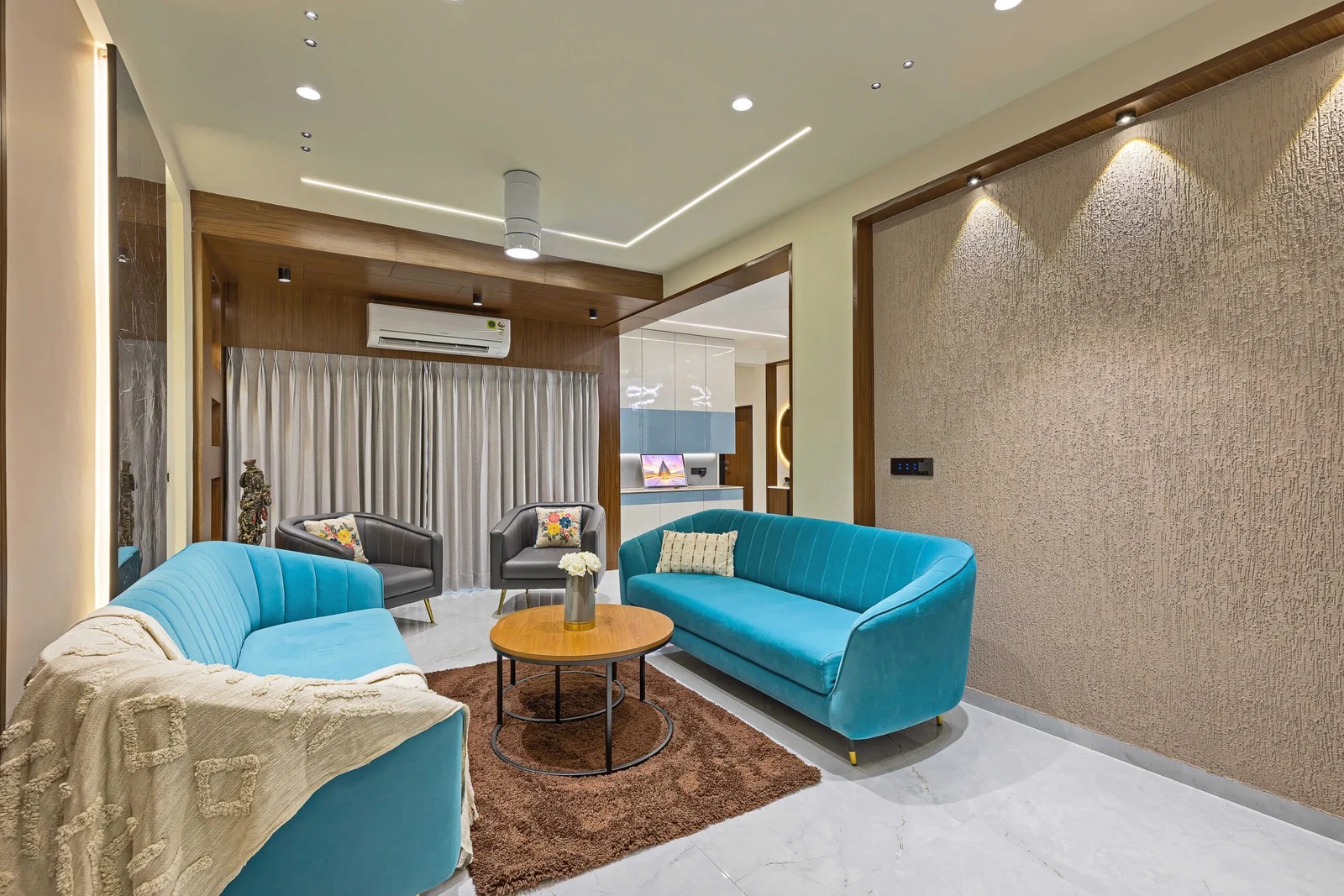 Turquoise Luxe Lounge